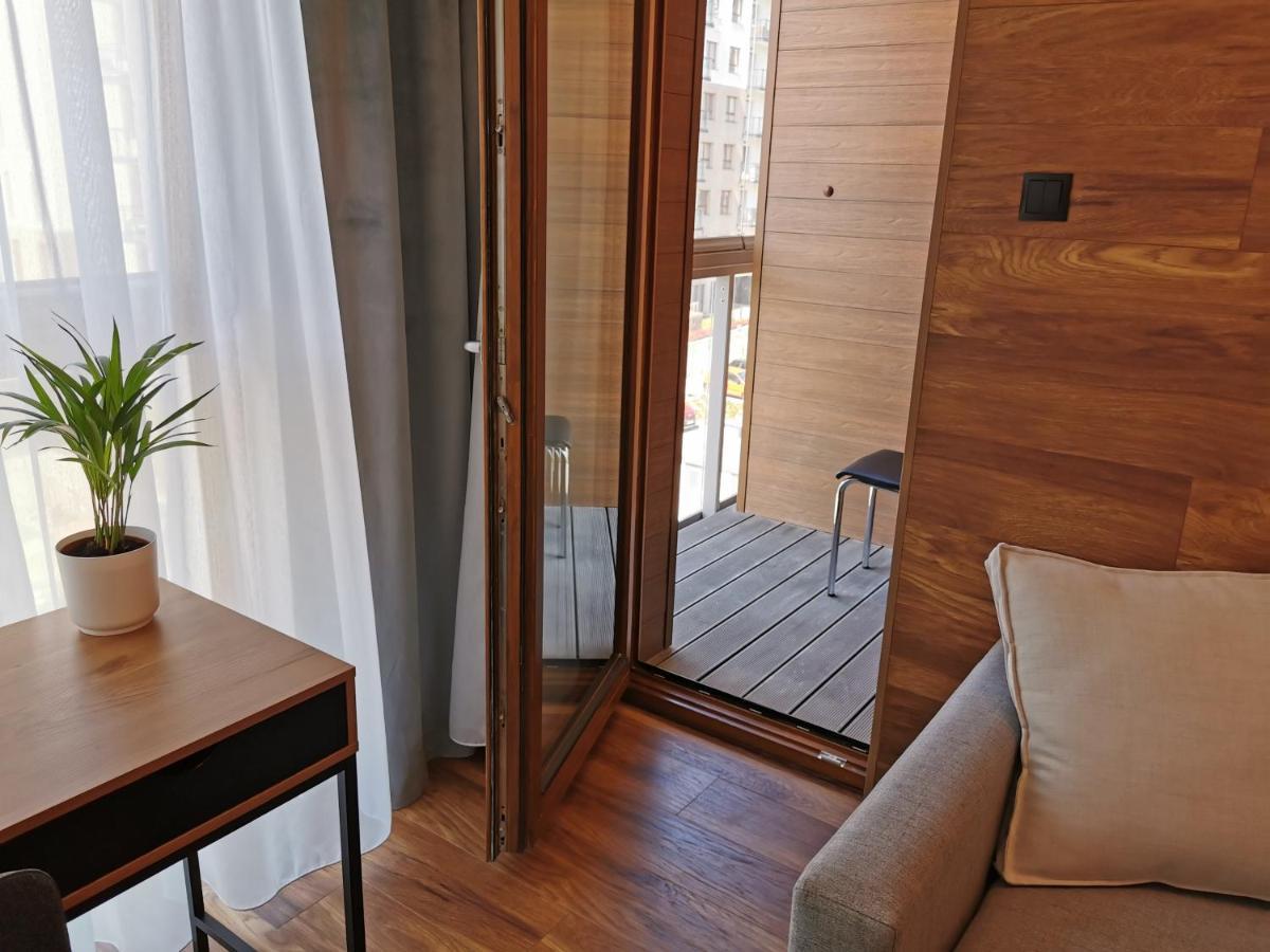 Zajezdnia Wrzeszcz Apartamenty กดัญสก์ ภายนอก รูปภาพ