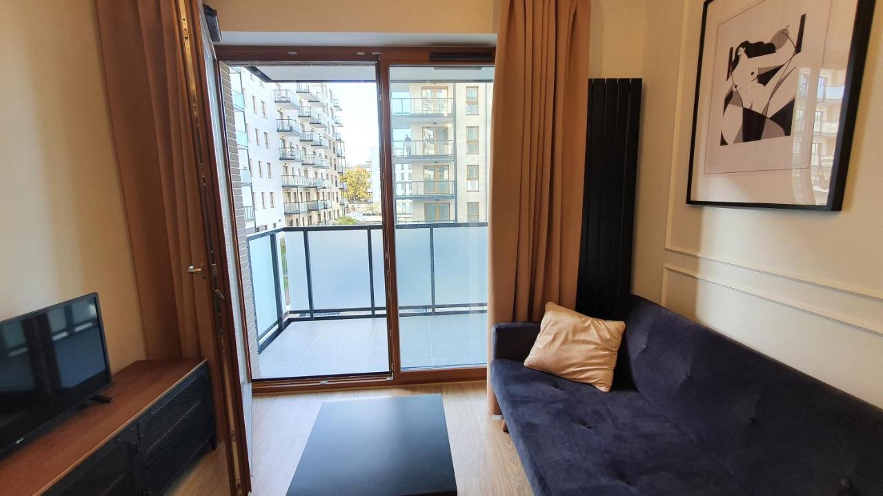 Zajezdnia Wrzeszcz Apartamenty กดัญสก์ ภายนอก รูปภาพ