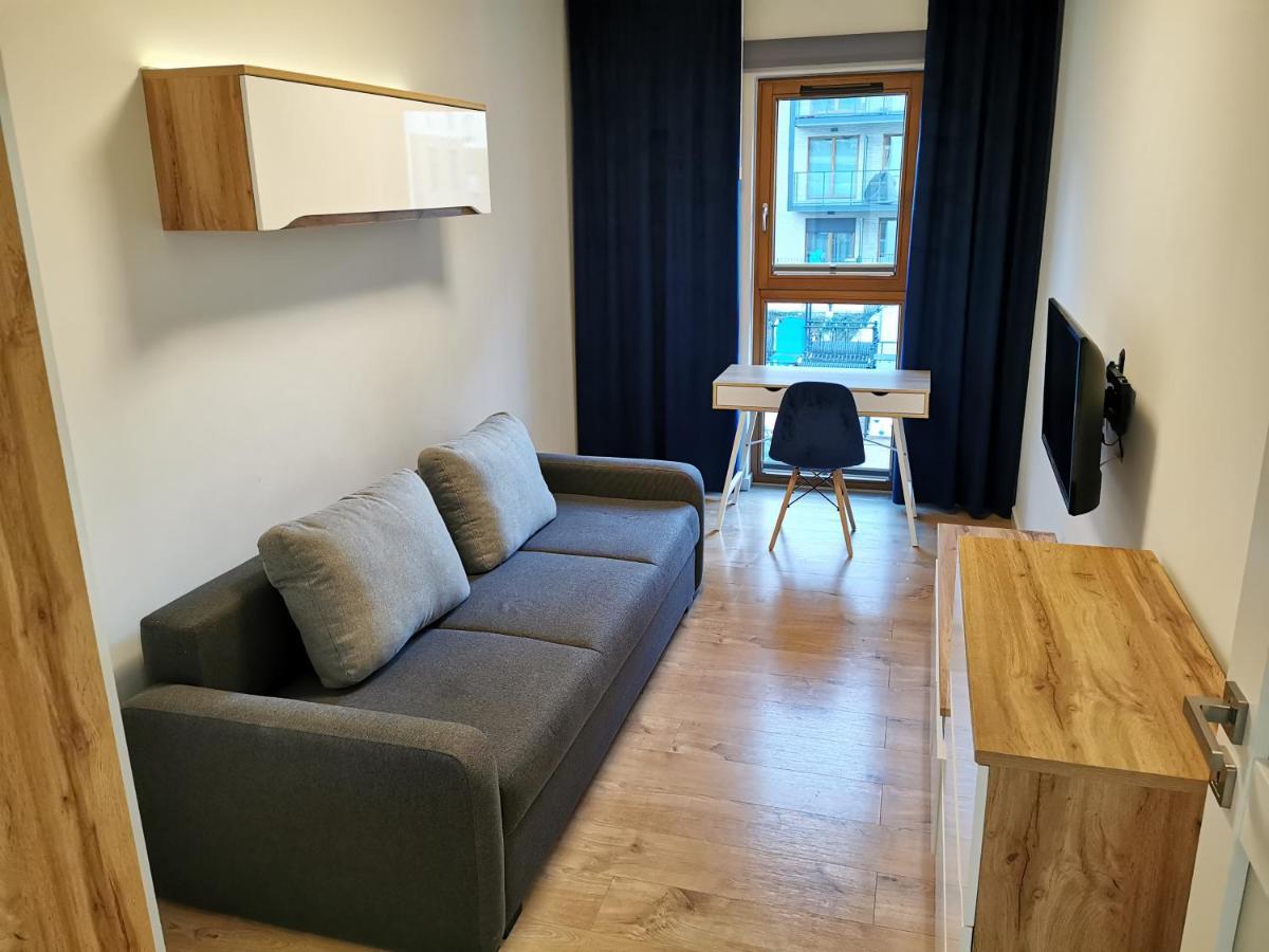 Zajezdnia Wrzeszcz Apartamenty กดัญสก์ ภายนอก รูปภาพ